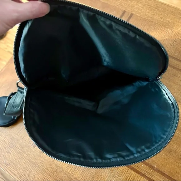 Iris & Rainbow Crossbody Bag with Pouch - Picture 3 of 4